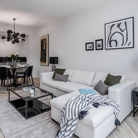 Deo Plaza - Apartamenty W Sercu Gdanska By Rent Like Home ภายนอก รูปภาพ