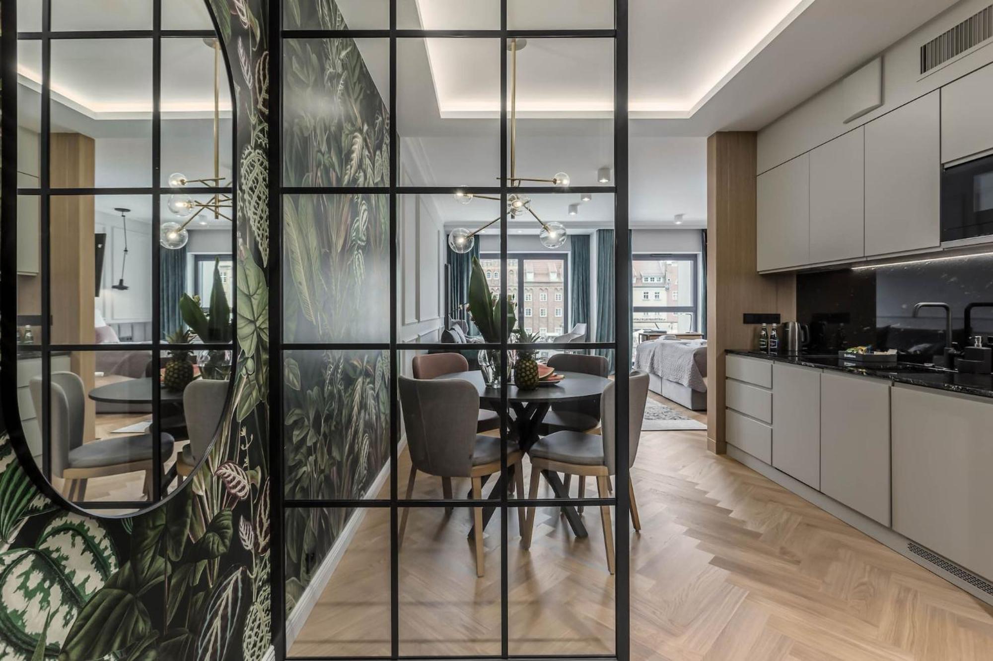 Deo Plaza - Apartamenty W Sercu Gdanska By Rent Like Home ภายนอก รูปภาพ