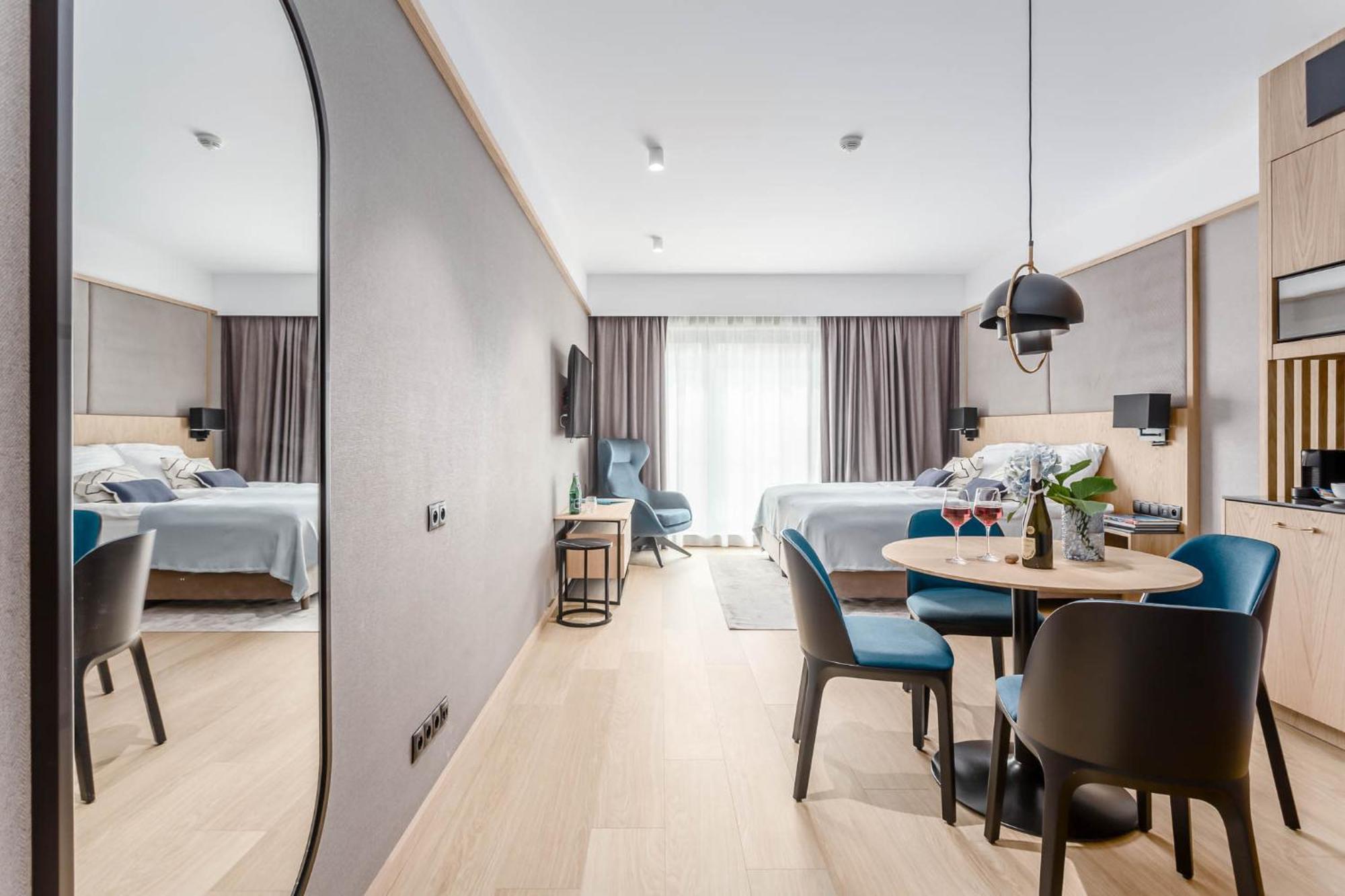 Deo Plaza - Apartamenty W Sercu Gdanska By Rent Like Home ภายนอก รูปภาพ