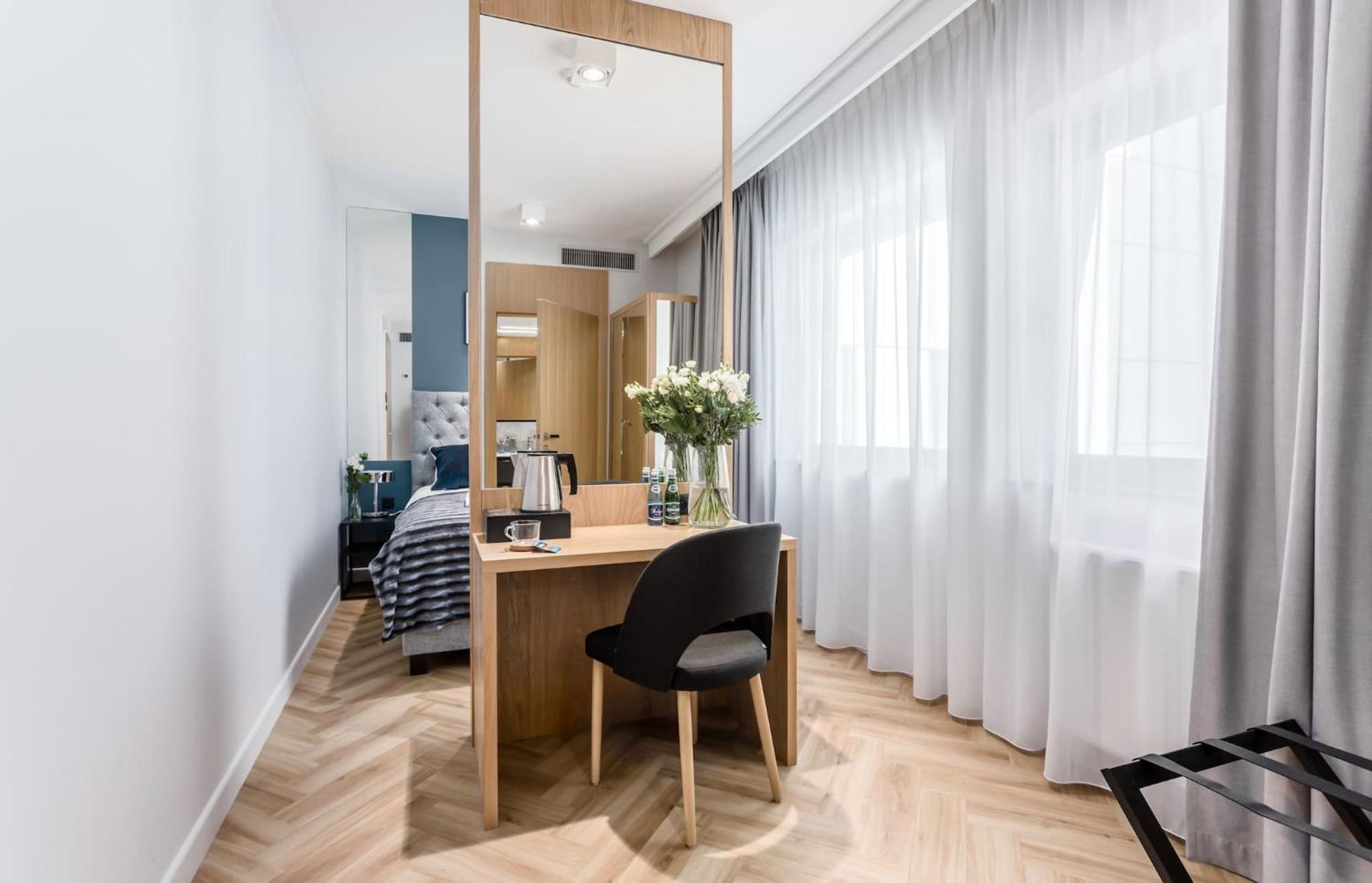 Deo Plaza - Apartamenty W Sercu Gdanska By Rent Like Home ภายนอก รูปภาพ